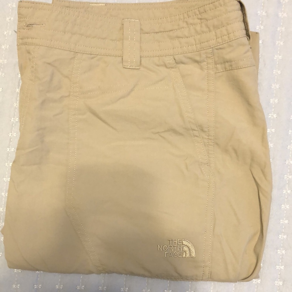 Kahki capris